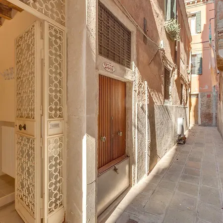 شقة Arsenale Biennale